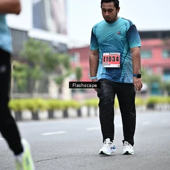 Runner Photo 8961021