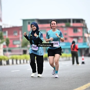 Runner Photo 8961066