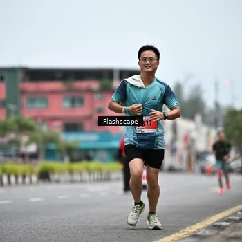 Runner Photo 8962088
