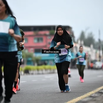 Runner Photo 8962143