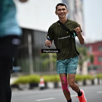 Runner Photo 8962220