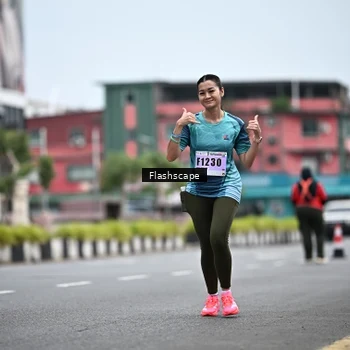 Runner Photo 8962282