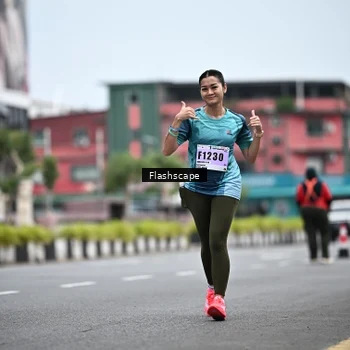 Runner Photo 8962295