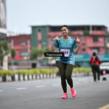 Runner Photo 8962302