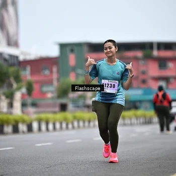 Runner Photo 8962335