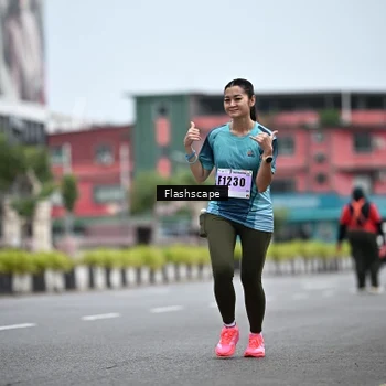 Runner Photo 8962389