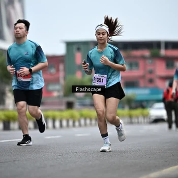 Runner Photo 8962529