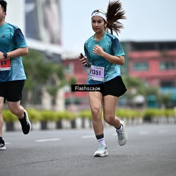 Runner Photo 8962571