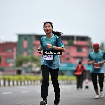 Runner Photo 8962736