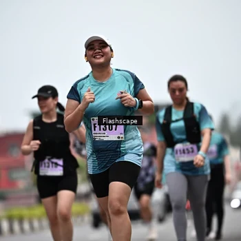 Runner Photo 8963010