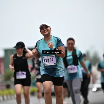 Runner Photo 8963014