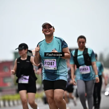 Runner Photo 8963039