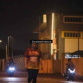 Runner Photo 8963046