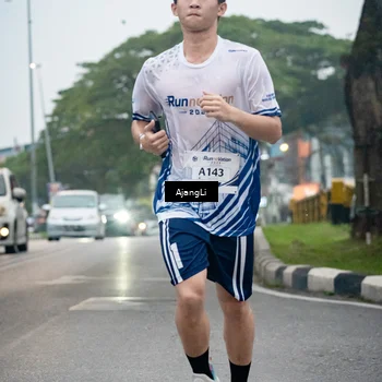 Runner Photo 8963064