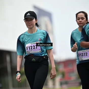 Runner Photo 8963100