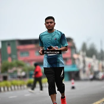 Runner Photo 8963131