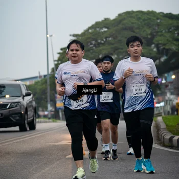 Runner Photo 8963194