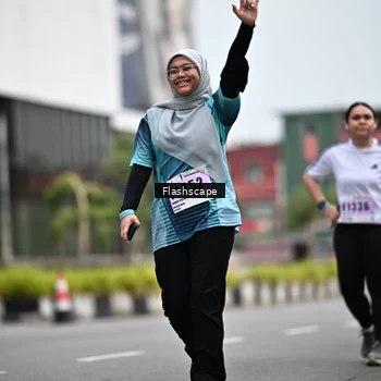 Runner Photo 8963239