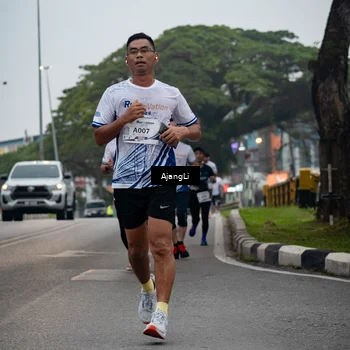 Runner Photo 8963241