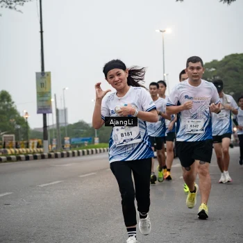 Runner Photo 8963286