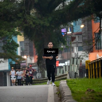 Runner Photo 8963356