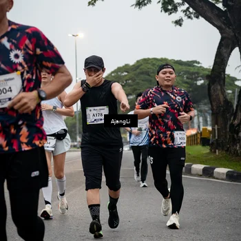 Runner Photo 8963436