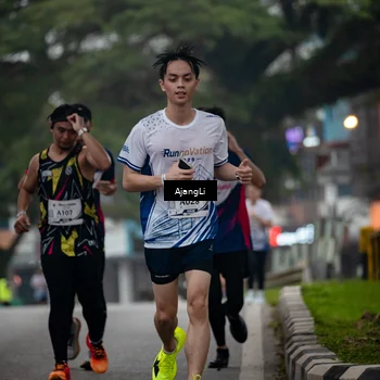 Runner Photo 8963478