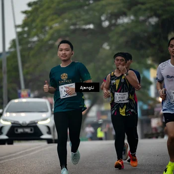 Runner Photo 8963493