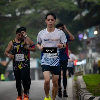 Runner Photo 8963502