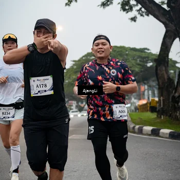 Runner Photo 8963510