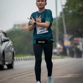 Runner Photo 8963516