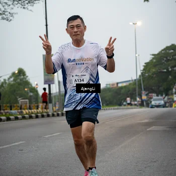 Runner Photo 8963635