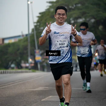 Runner Photo 8963645