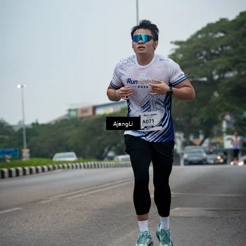 Runner Photo 8963683