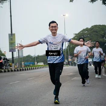 Runner Photo 8963911