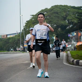 Runner Photo 8964061