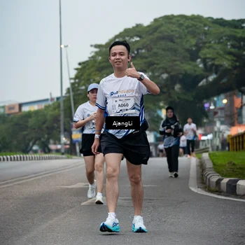 Runner Photo 8964064