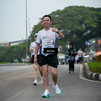 Runner Photo 8964089