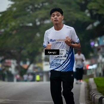 Runner Photo 8964223