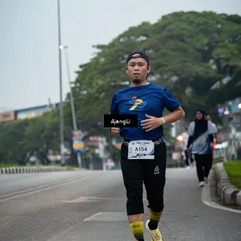 Runner Photo 8964284