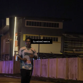 Runner Photo 8964336