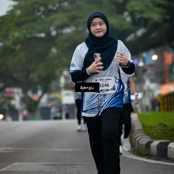 Runner Photo 8964338