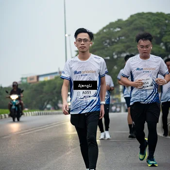 Runner Photo 8964456
