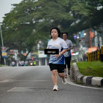 Runner Photo 8964501