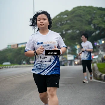 Runner Photo 8964549