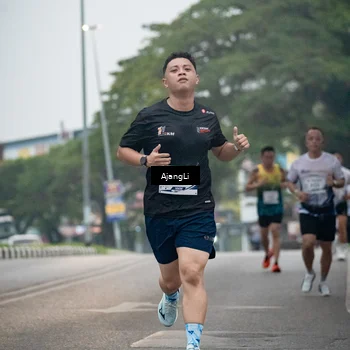 Runner Photo 8964670