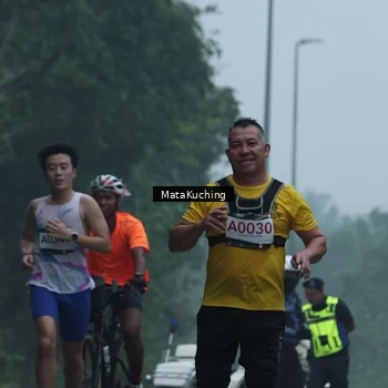 Runner Photo 8965816