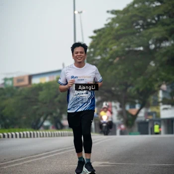 Runner Photo 8969699