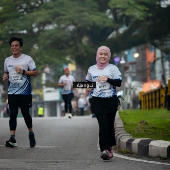 Runner Photo 8969701