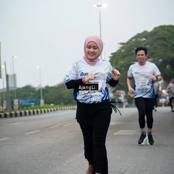 Runner Photo 8969710